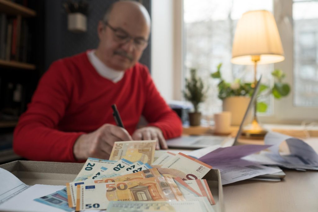 ¿Cuánto Se Paga Por Rescatar Un Plan De Pensiones?